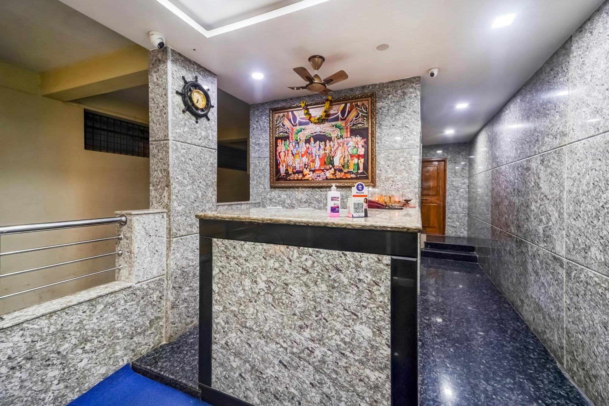 Hotel O Sree Vishnu Bhavan تيروباتي المظهر الخارجي الصورة
