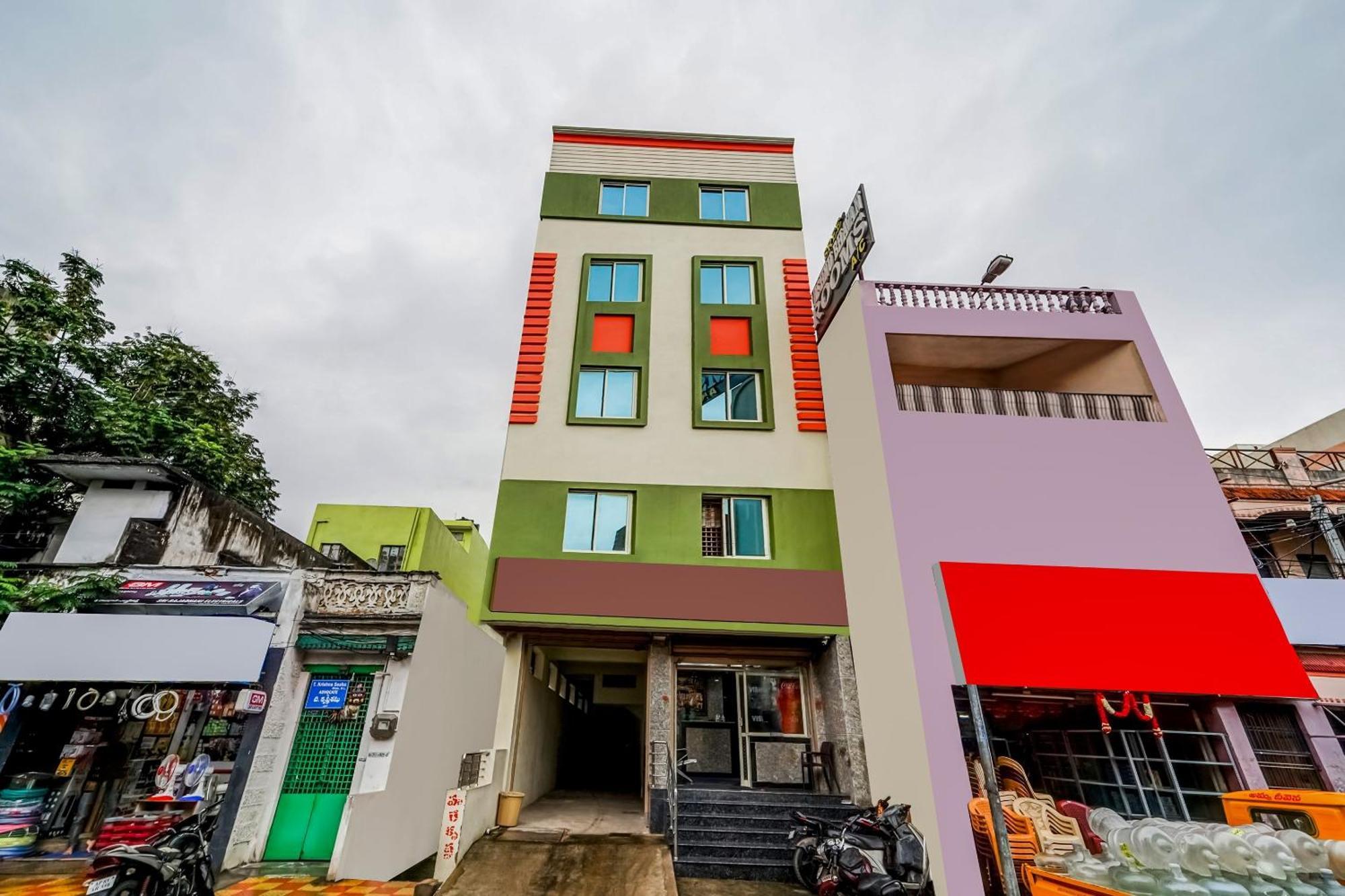 Hotel O Sree Vishnu Bhavan تيروباتي المظهر الخارجي الصورة